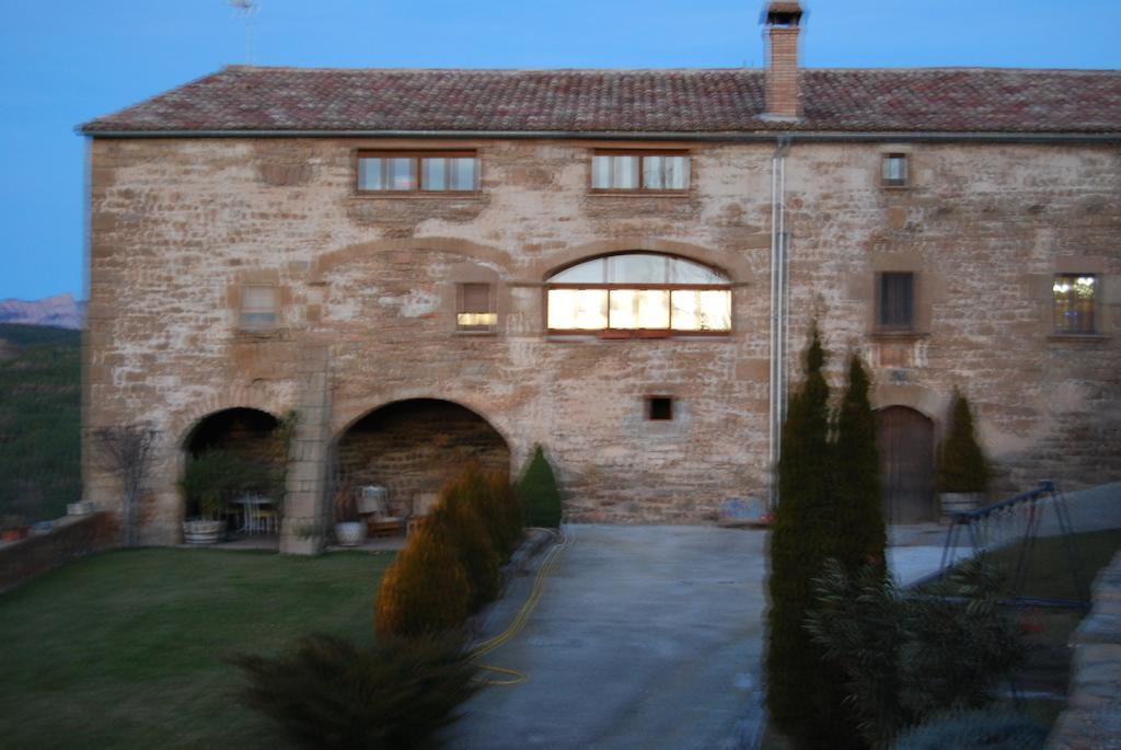 Casa Angrill Hotel Oliana Buitenkant foto