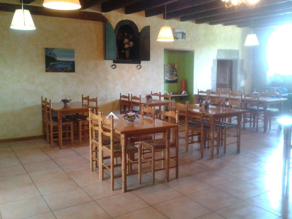 Casa Angrill Hotel Oliana Buitenkant foto