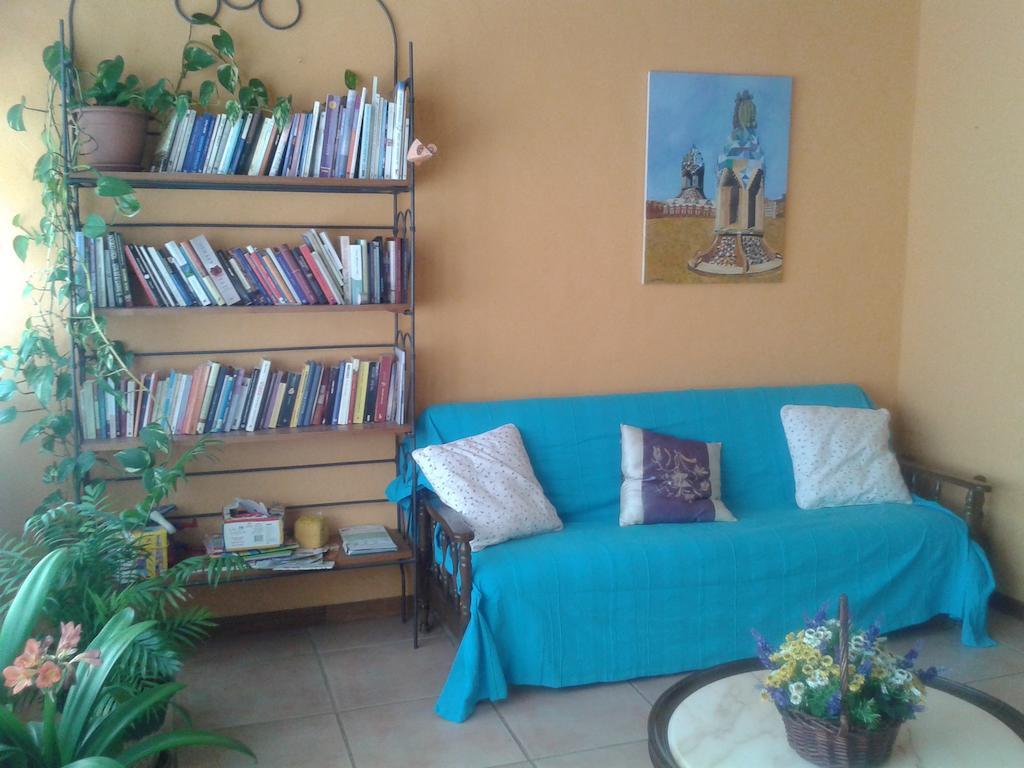 Casa Angrill Hotel Oliana Buitenkant foto